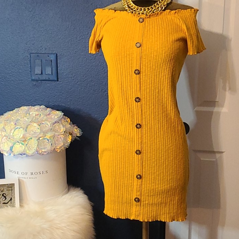 Mini dress - Picture 3 of 3